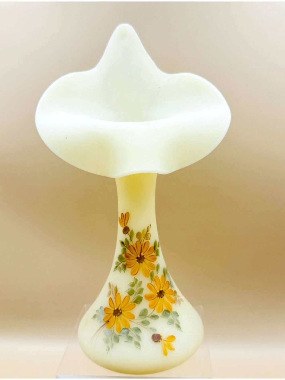 Fenton Jack in the Pulpit Vase Yellow Daisy Hand Painted Brenda Montgomery